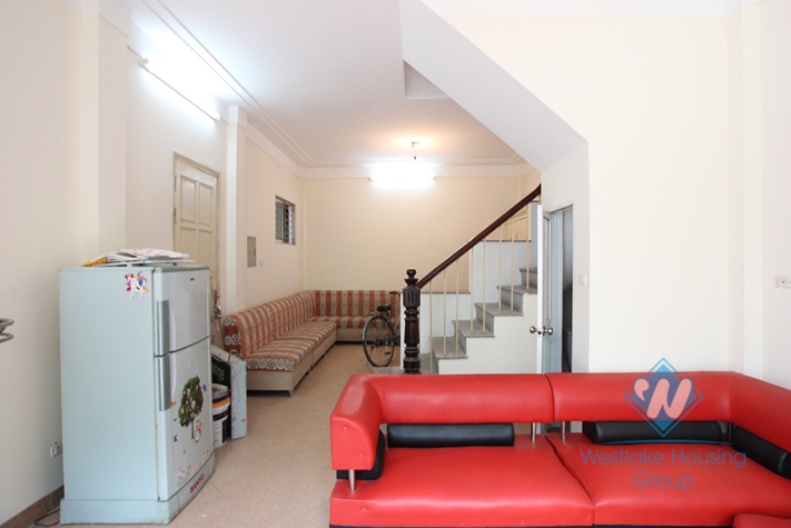 4 bedroom house for lease in Dao Tan, Ba Dinh